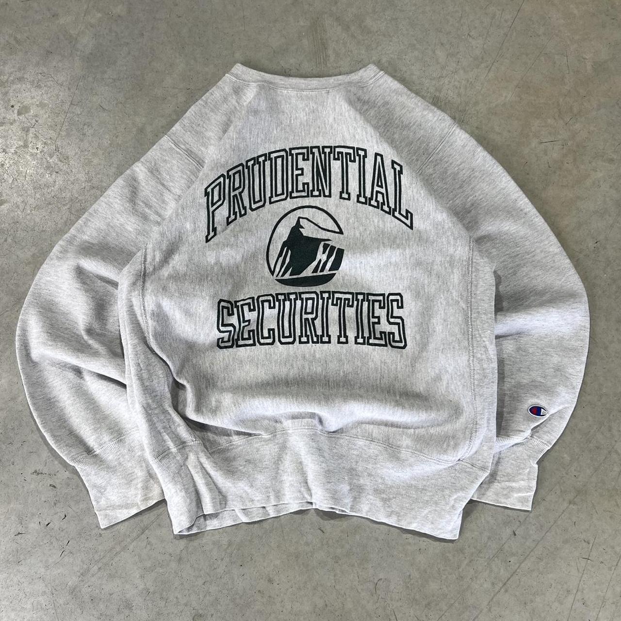 2000s Champion Graphic Sweatshirt