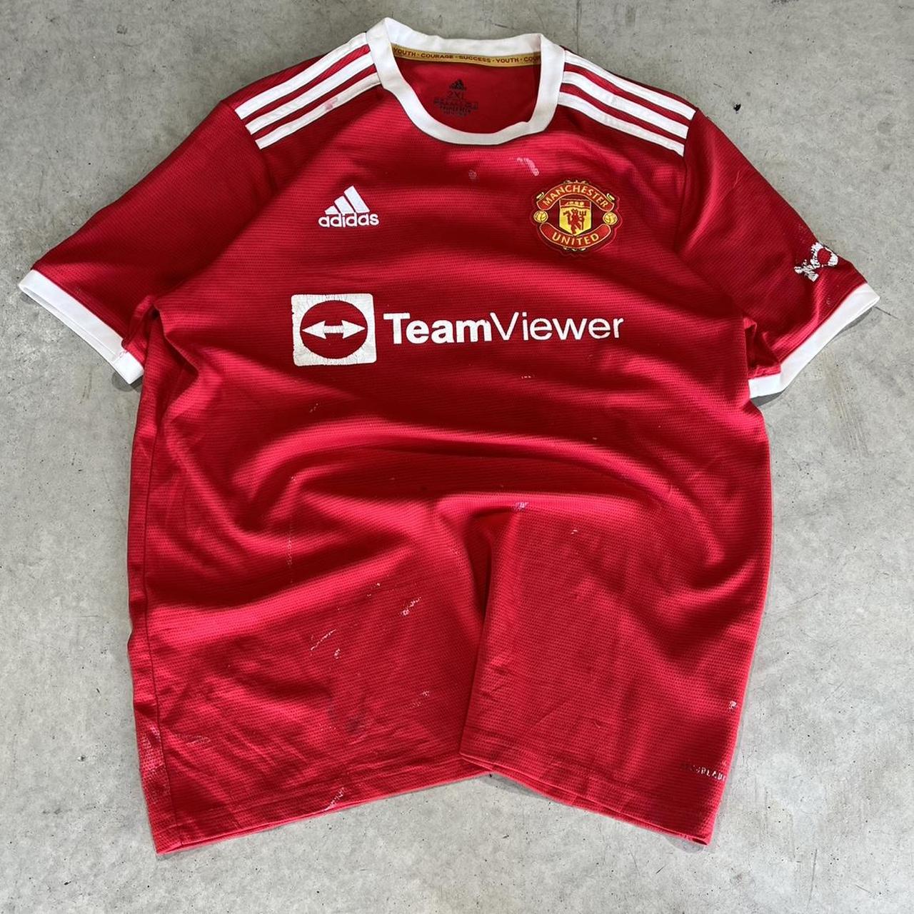 2000s Manchester United Graphic Jersey Football