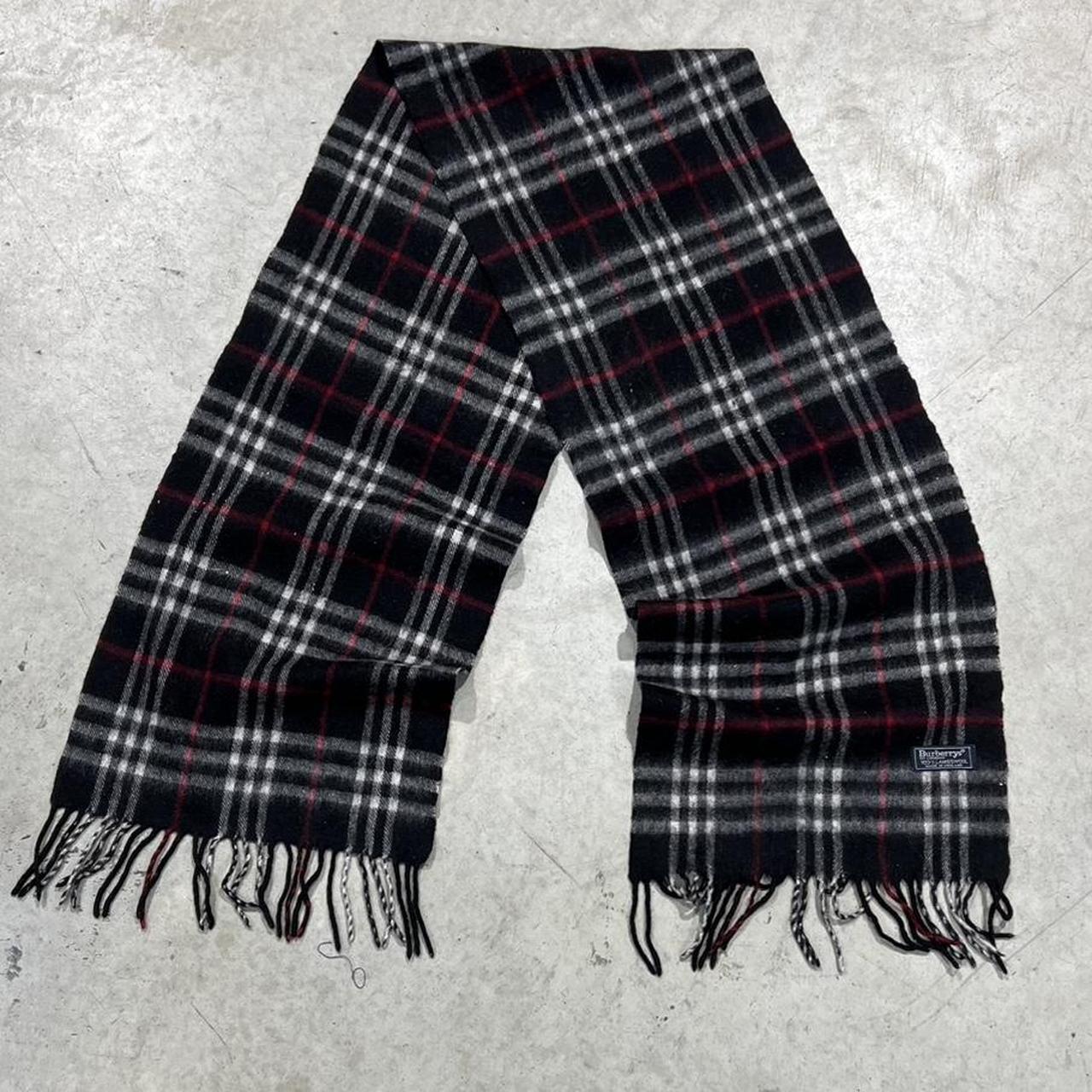 90s Burberrys Plaid Scarf
