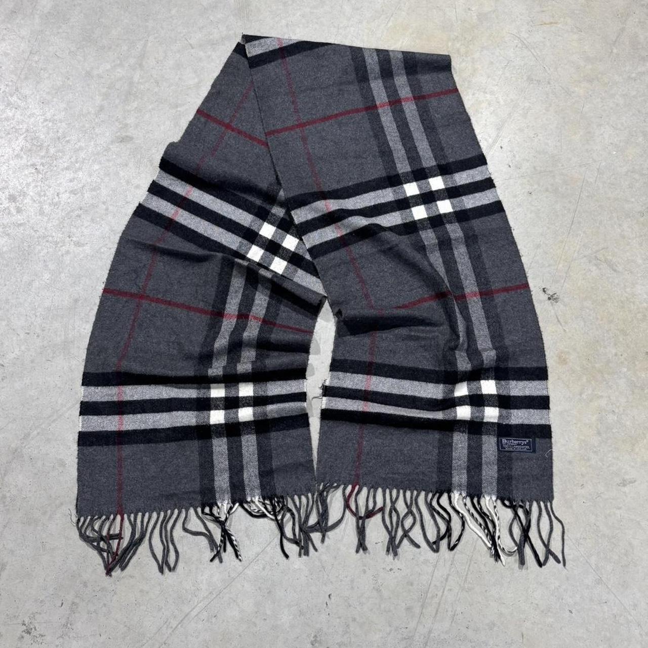 90s Burberrys Check Scarf