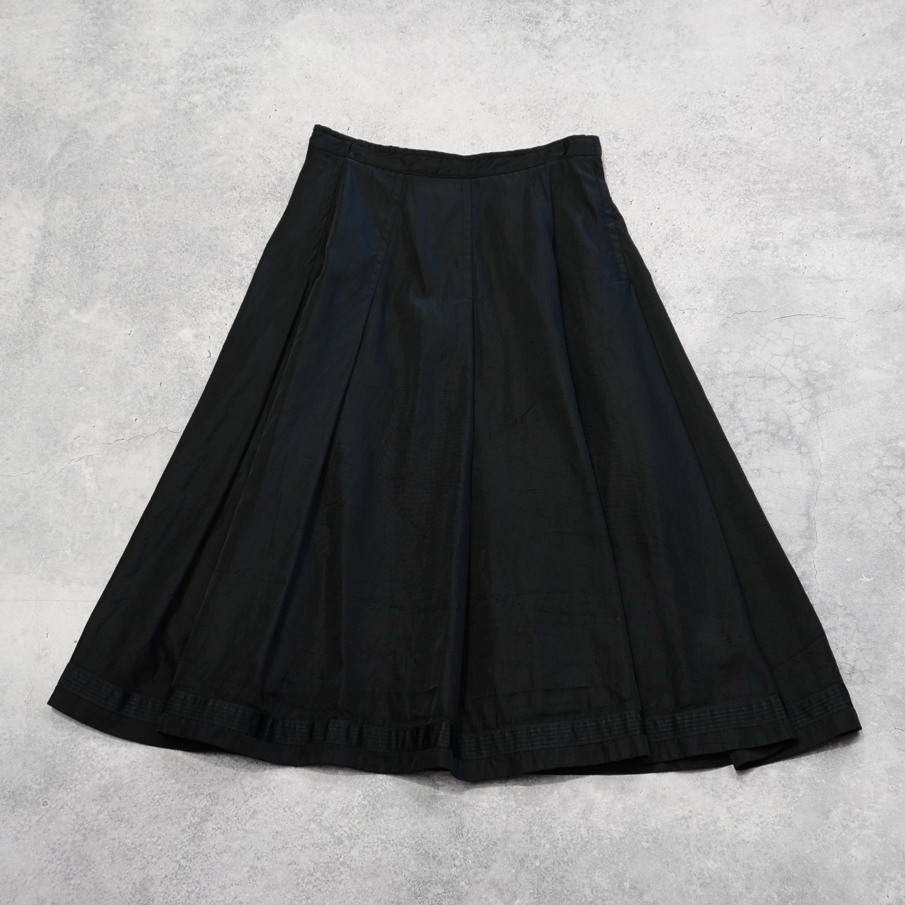 Comme Des Garçons Tricot Midi Skirt
