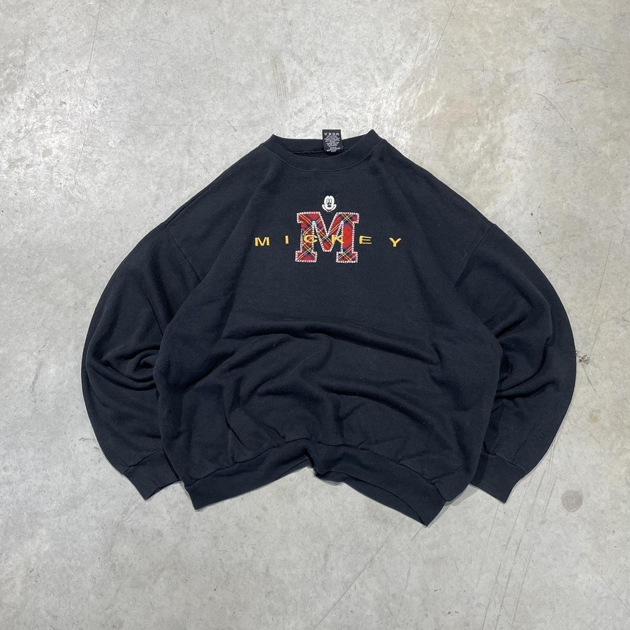 2000s Mickey Mouse Graphic Sweatshirt