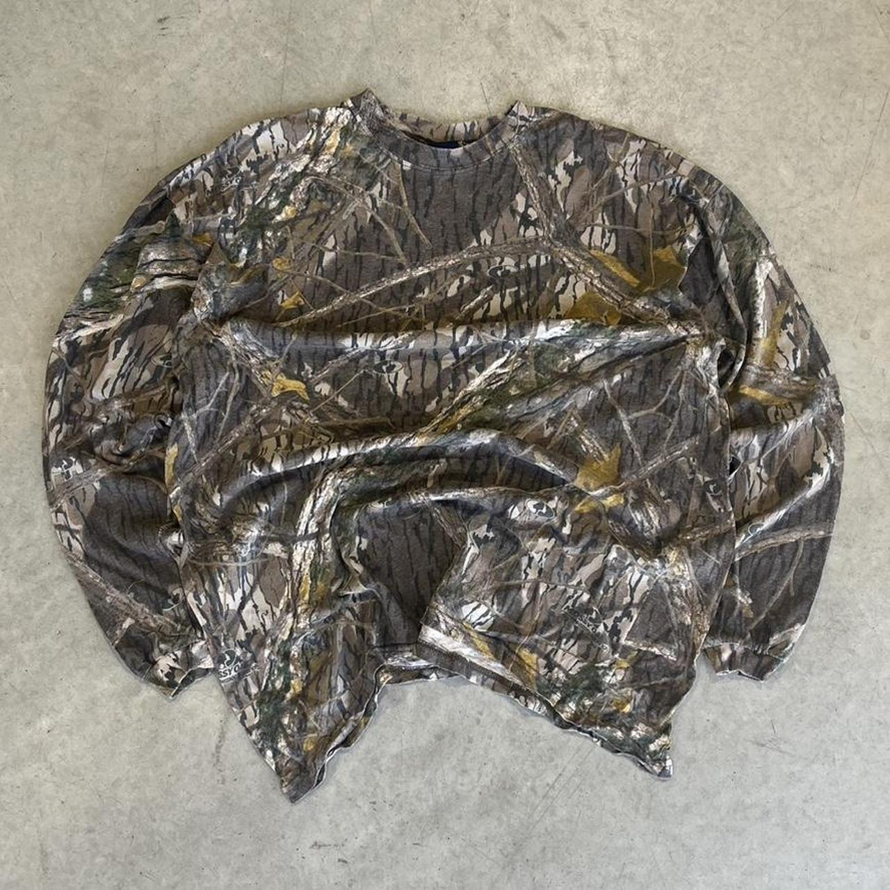 2000s Realtree Camo T-Shirt