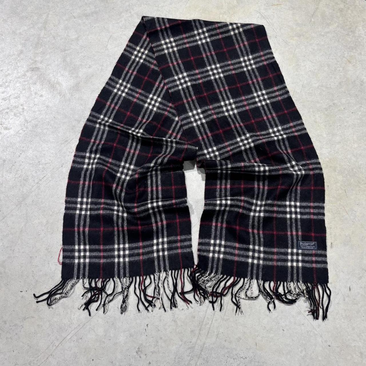 90s Burberrys Plaid Scarf