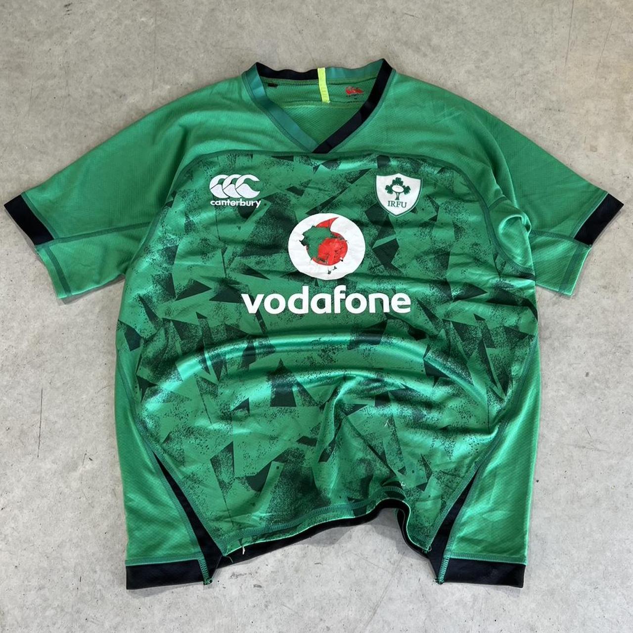 2000s Graphic Jersey