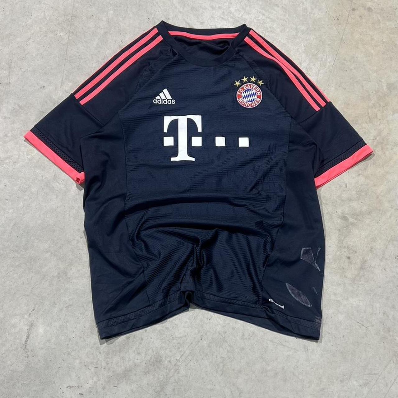 2000s Adidas Bayern Munich Jersey Football