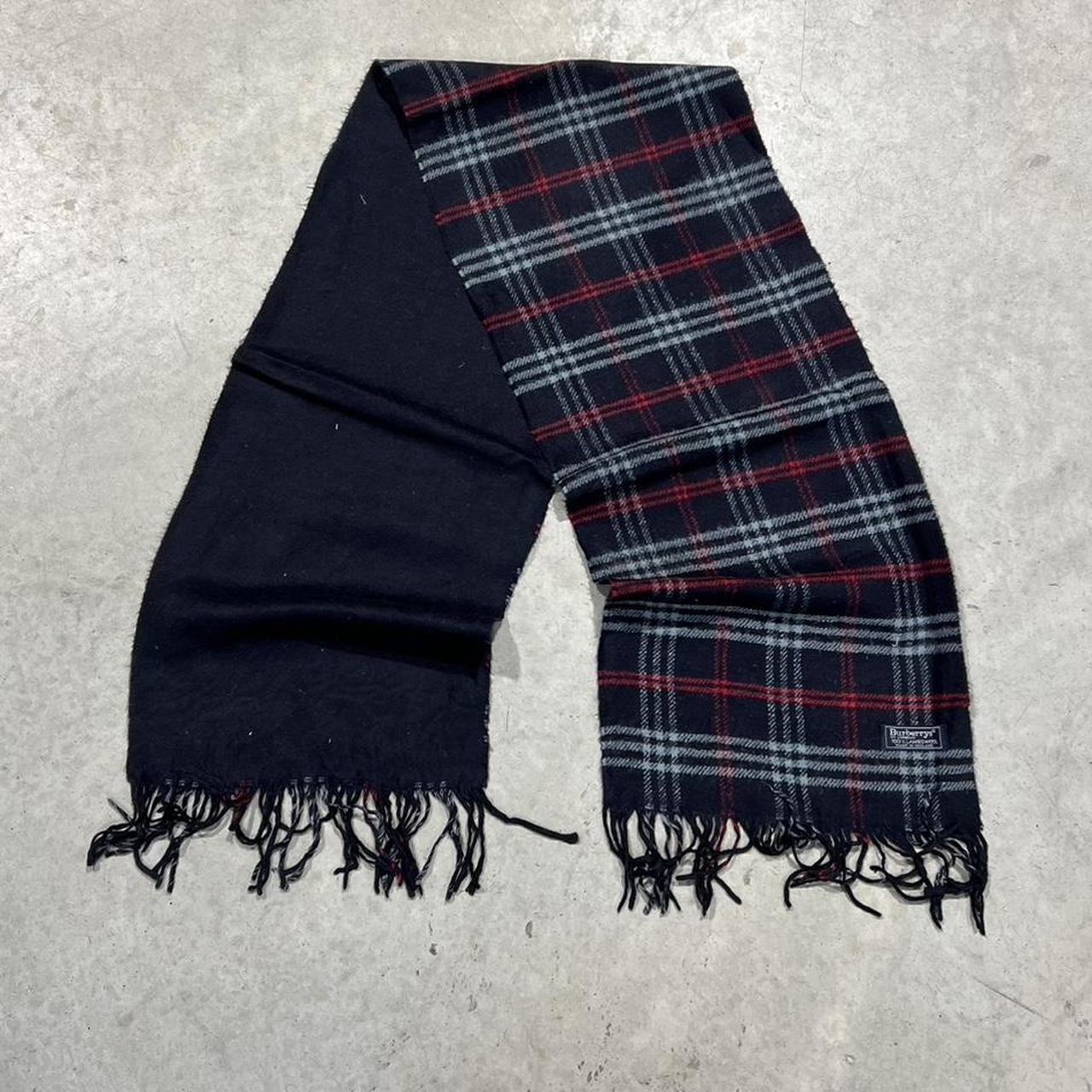 90s Burberrys Plaid Scarf