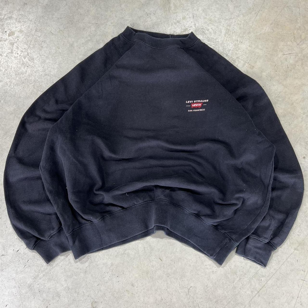 2000s Levi’s Raglan Sweatshirt