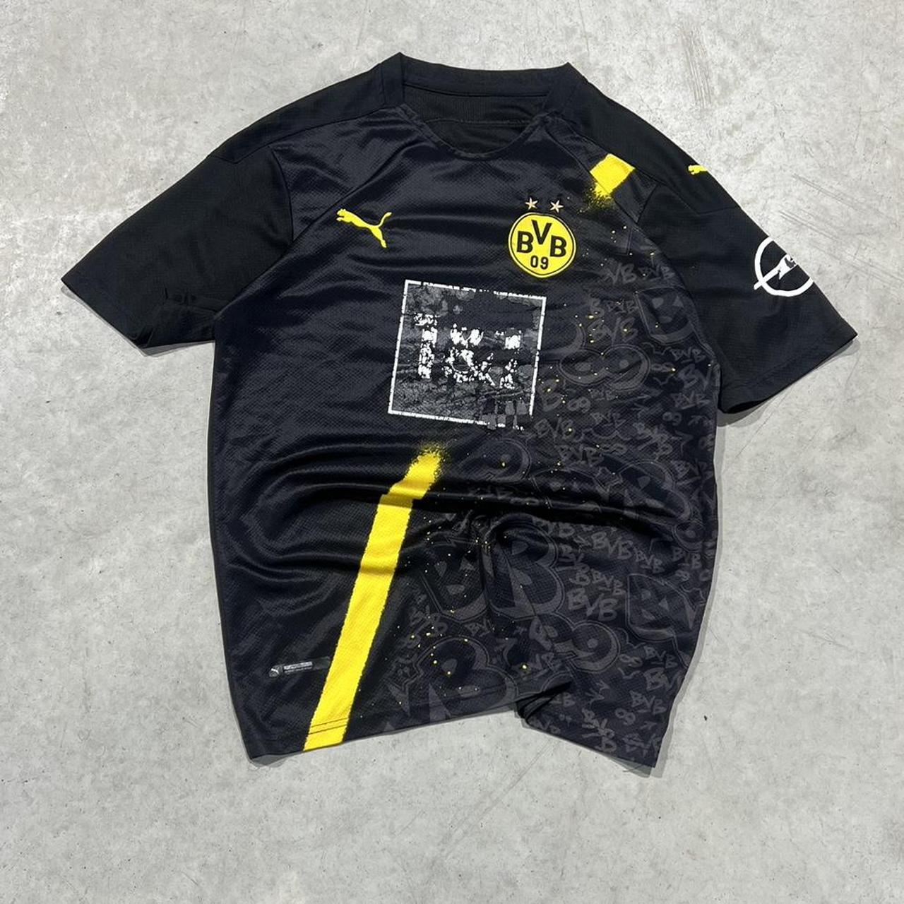 2000s Puma Graphic Jersey