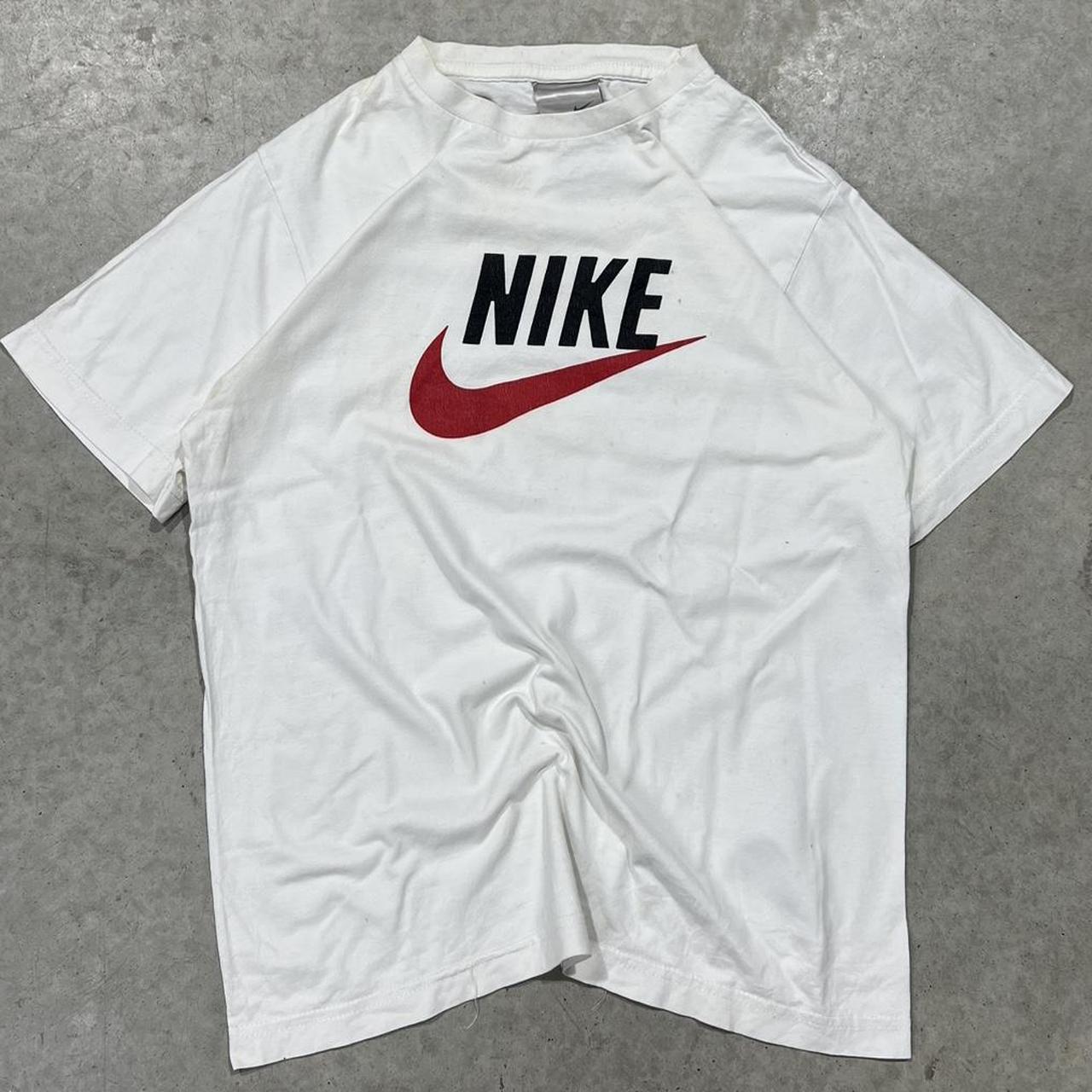 2000s Nike Graphic T-Shirt