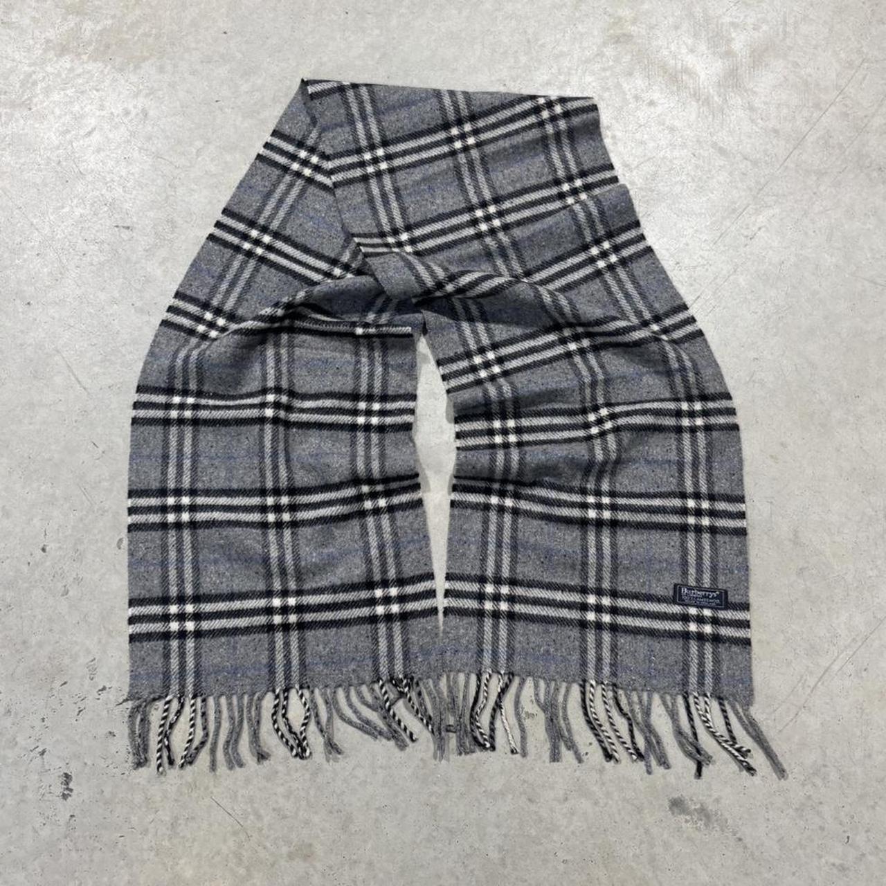 90s Burberrys Plaid Scarf