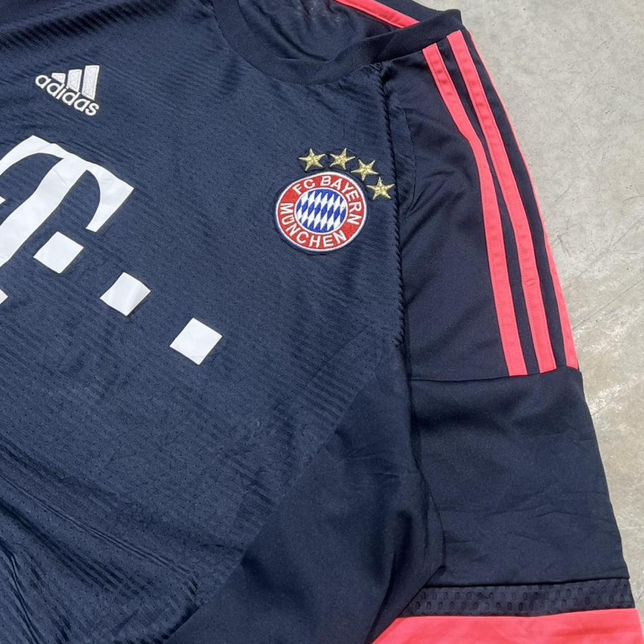 2000s Adidas Bayern Munich Jersey Football