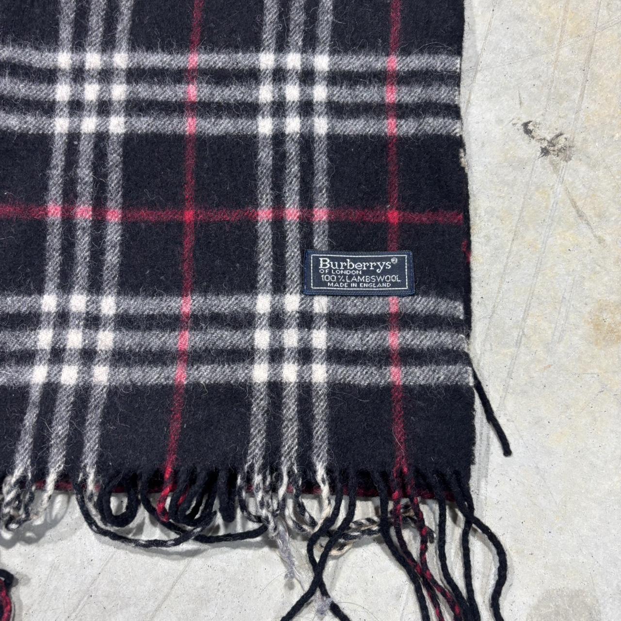 90s Burberrys Plaid Scarf