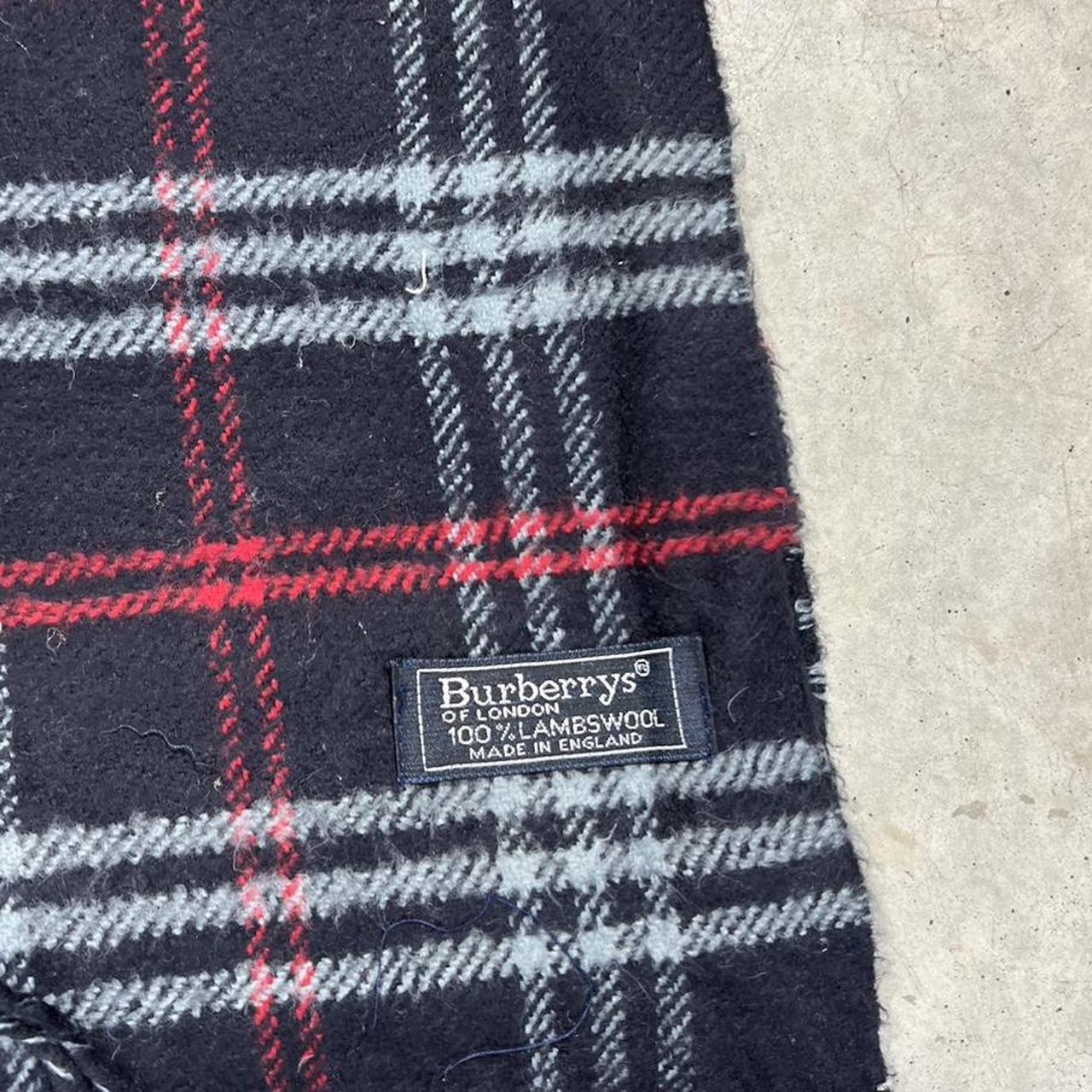 90s Burberrys Plaid Scarf