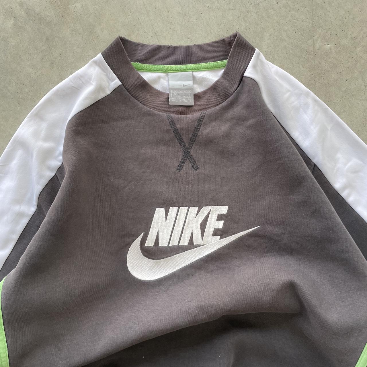 2000s Nike Graphic Crewneck