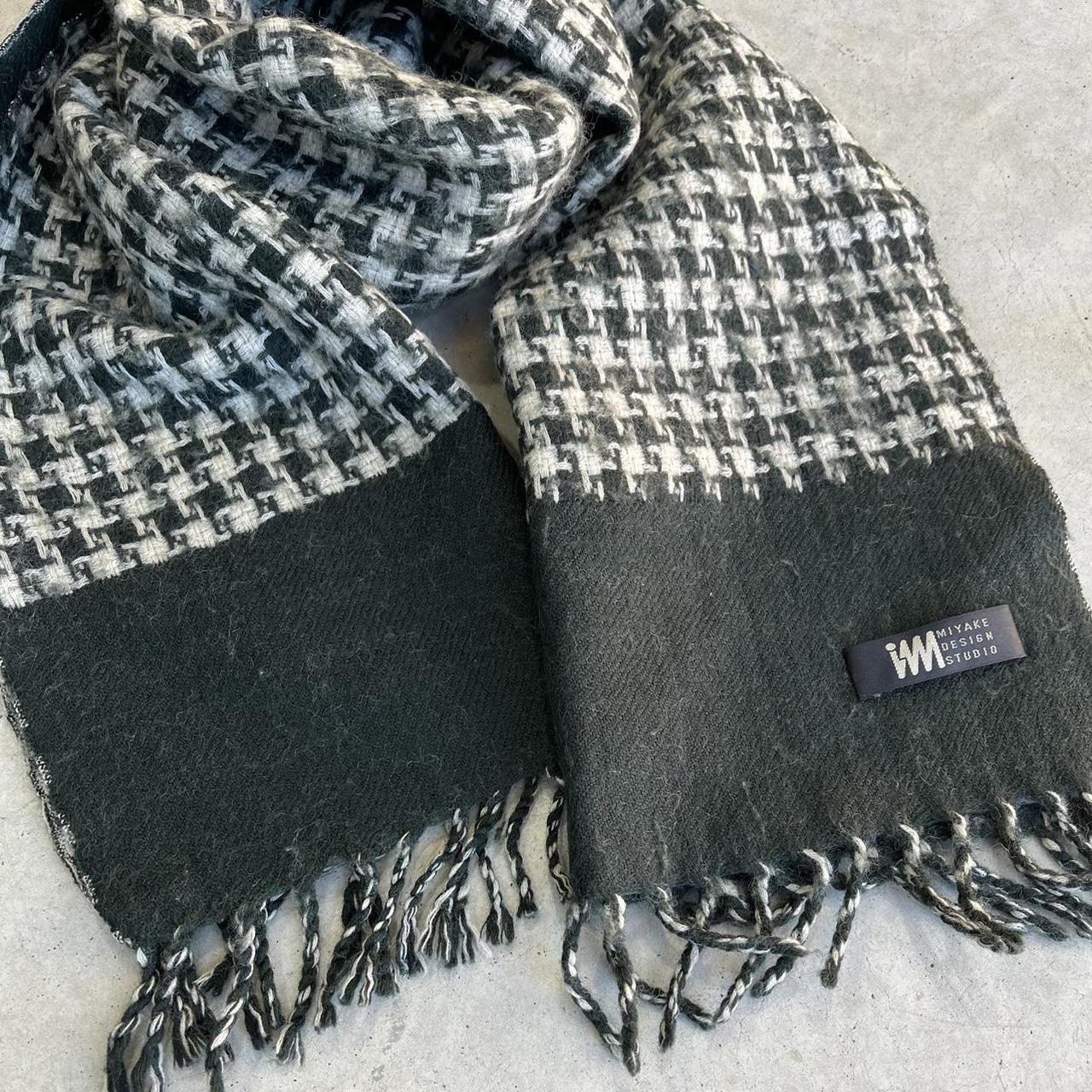 90s Issey Miyake Woven Scarf