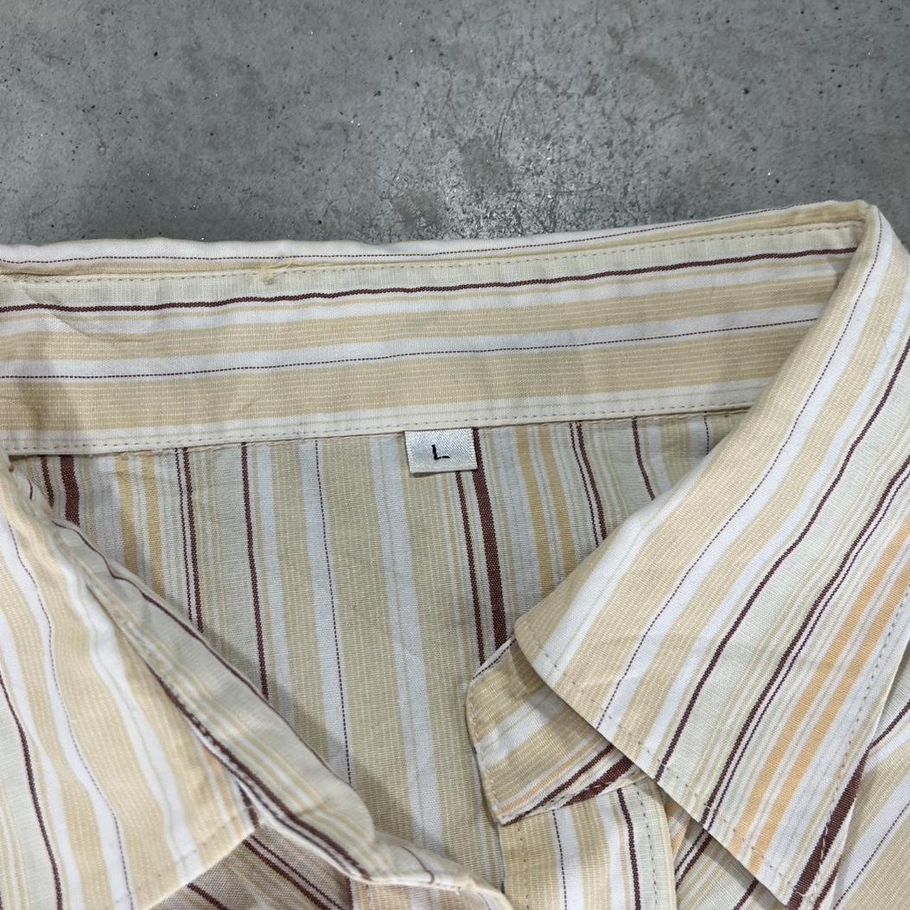 2000s Short Sleeve Button Up