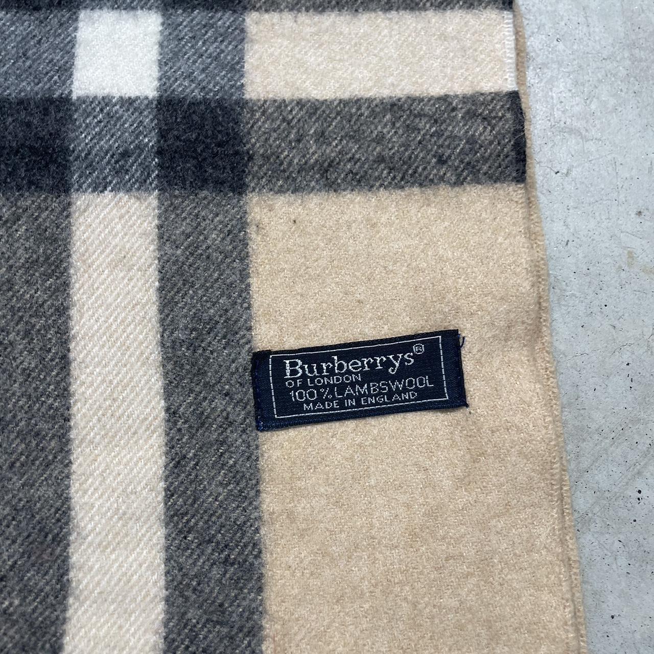 90s Burberrys Check Pattern Scarf