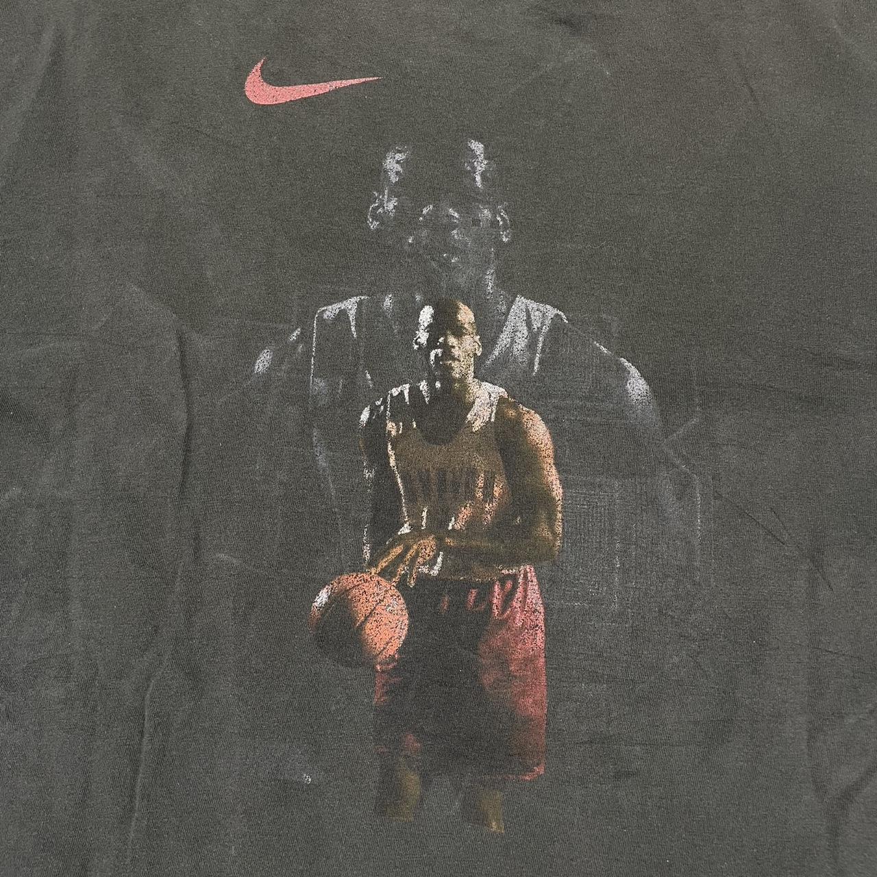 90s Nike Graphic T-Shirt