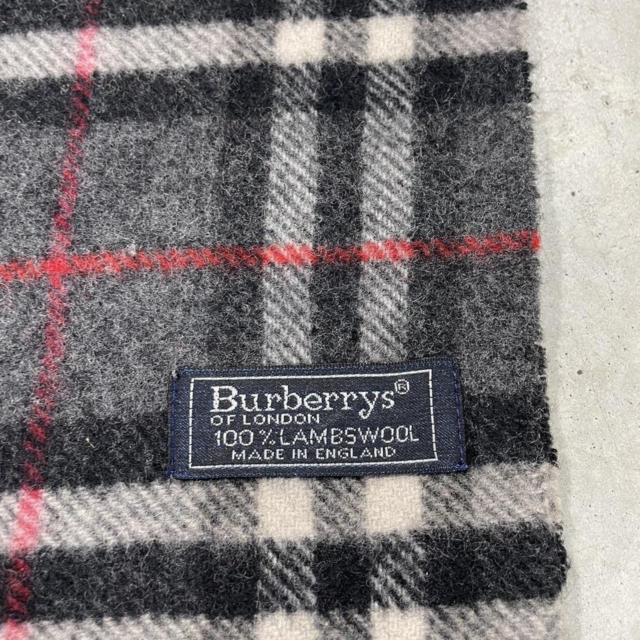 90s Burberrys Plaid Scarf