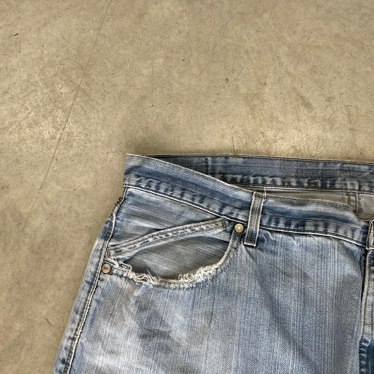 2000s Levi’s Baggy Jeans