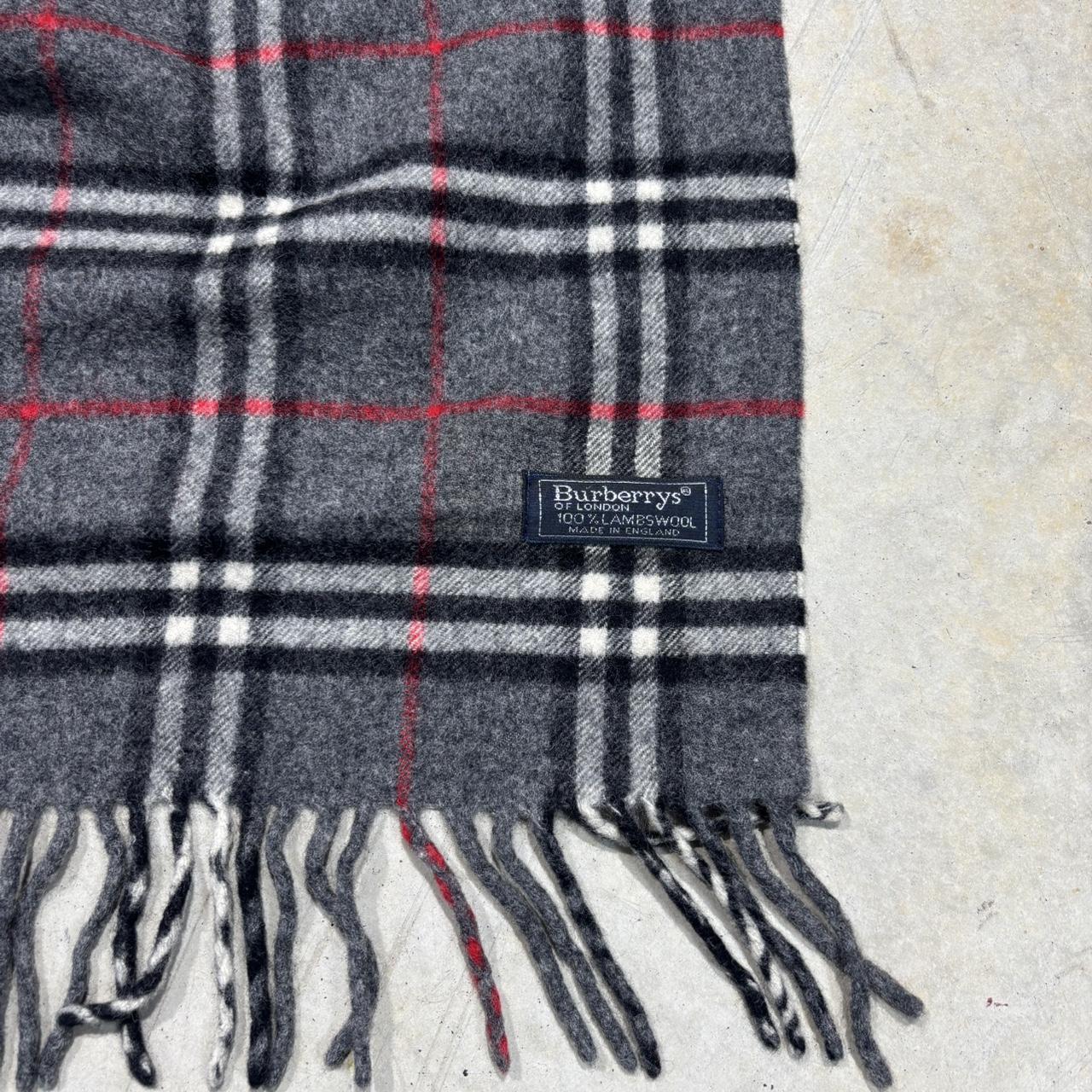 90s Burberrys Plaid Scarf