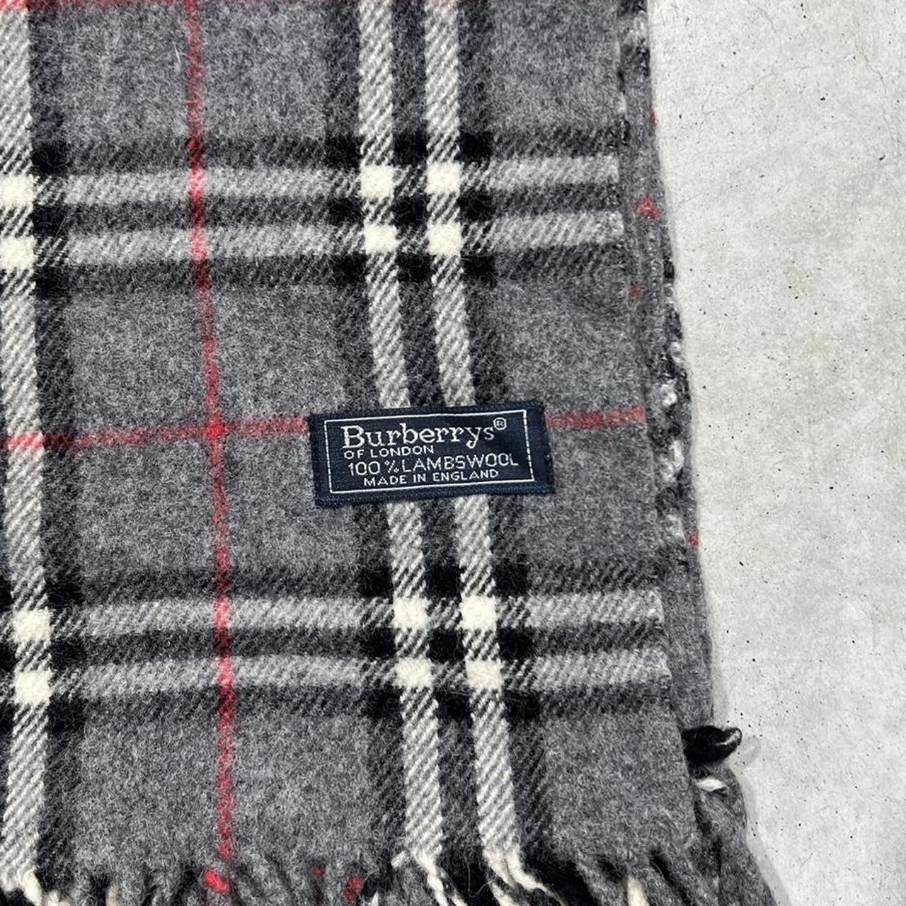 90s Burberrys Plaid Scarf