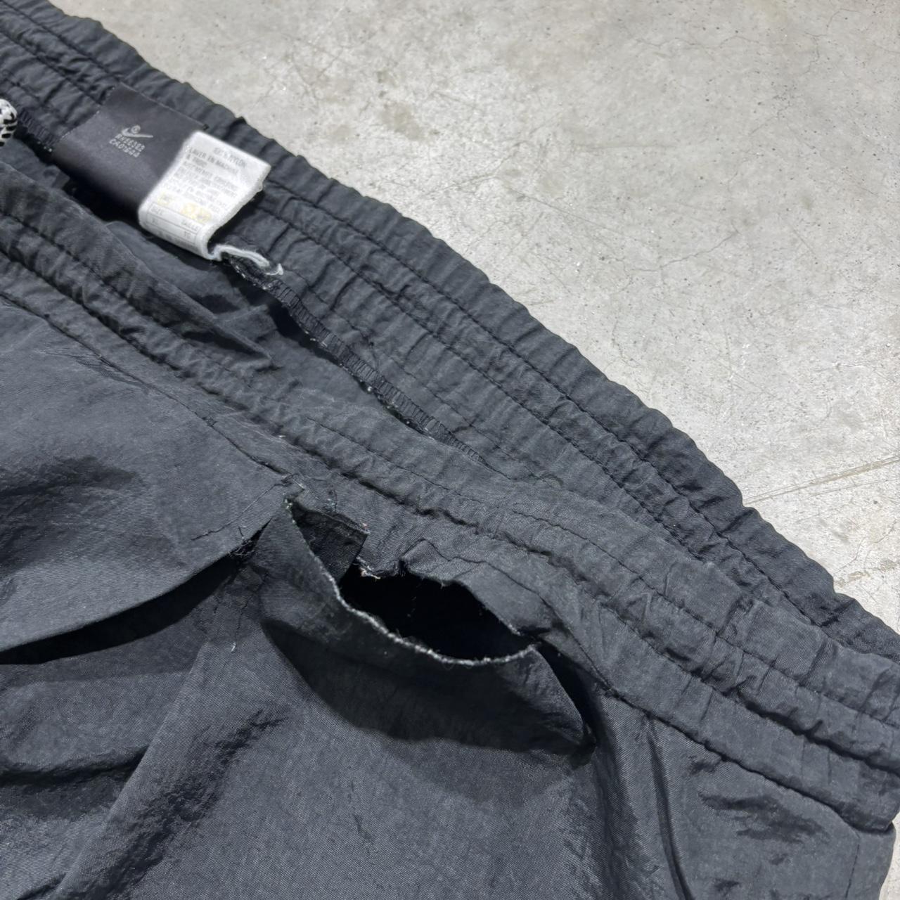 2000s Nike Y2K Spray Parachute Track Pants Cargo