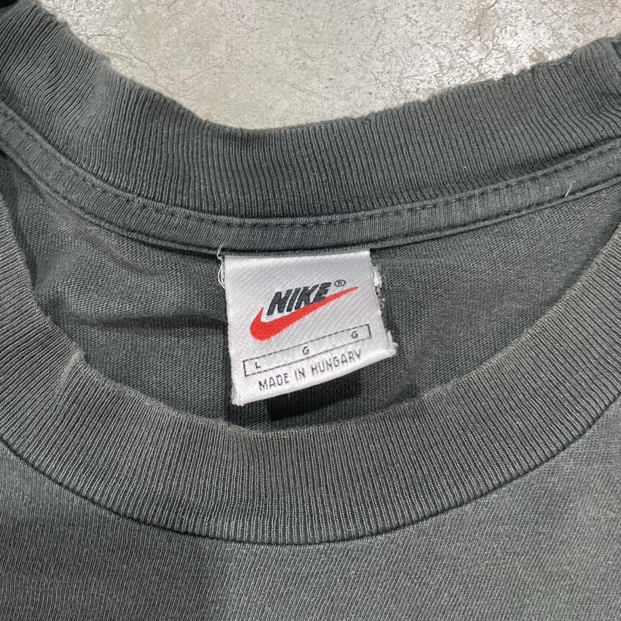 90s Nike Graphic T-Shirt