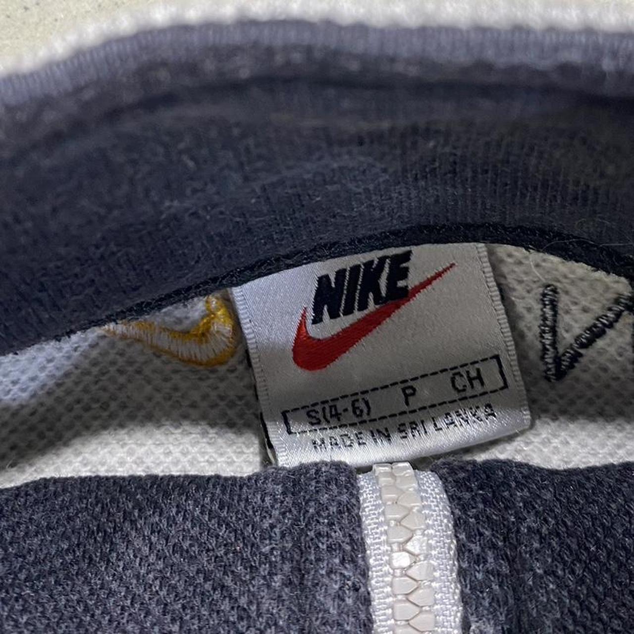 90s Nike Hoodie Sweater