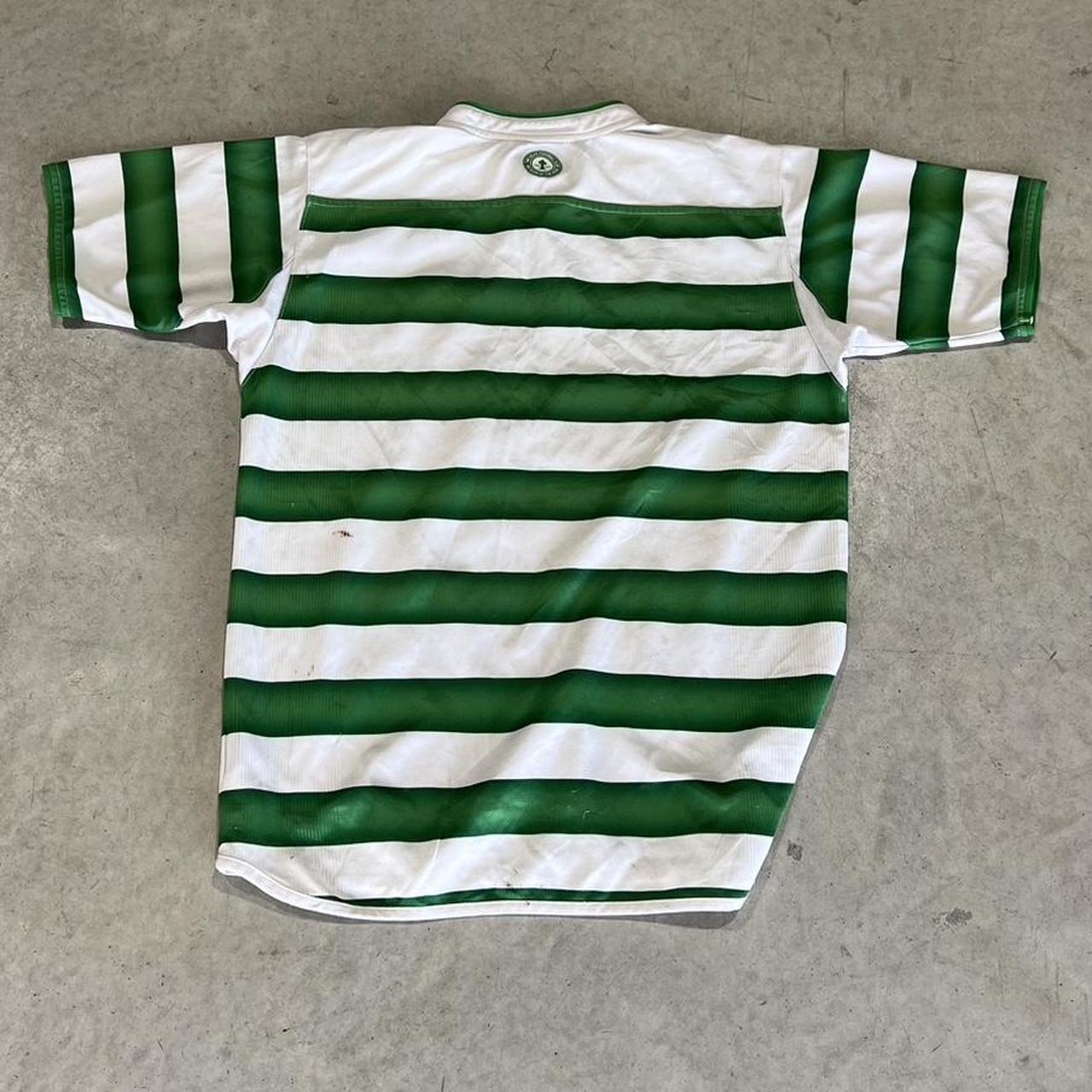 2000s Umbro Graphic Jersey