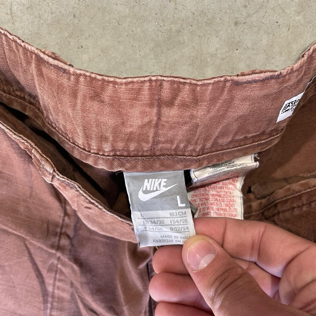 2000s Nike Cargo Shorts