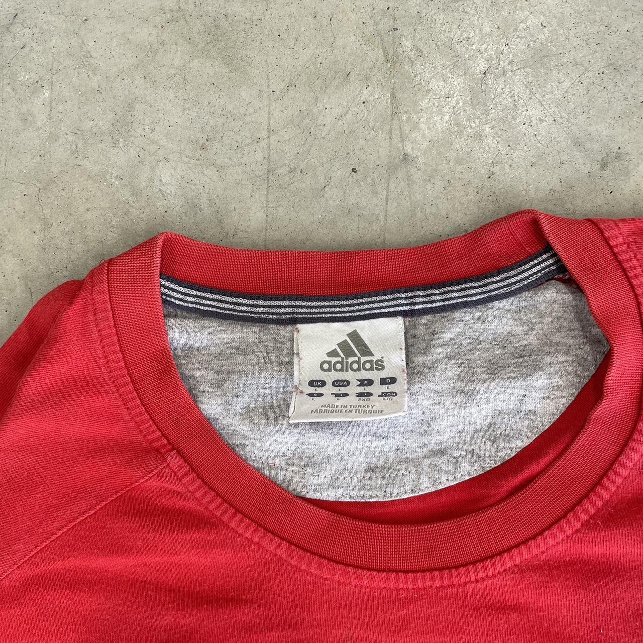 2000s Adidas Graphic T-Shirt