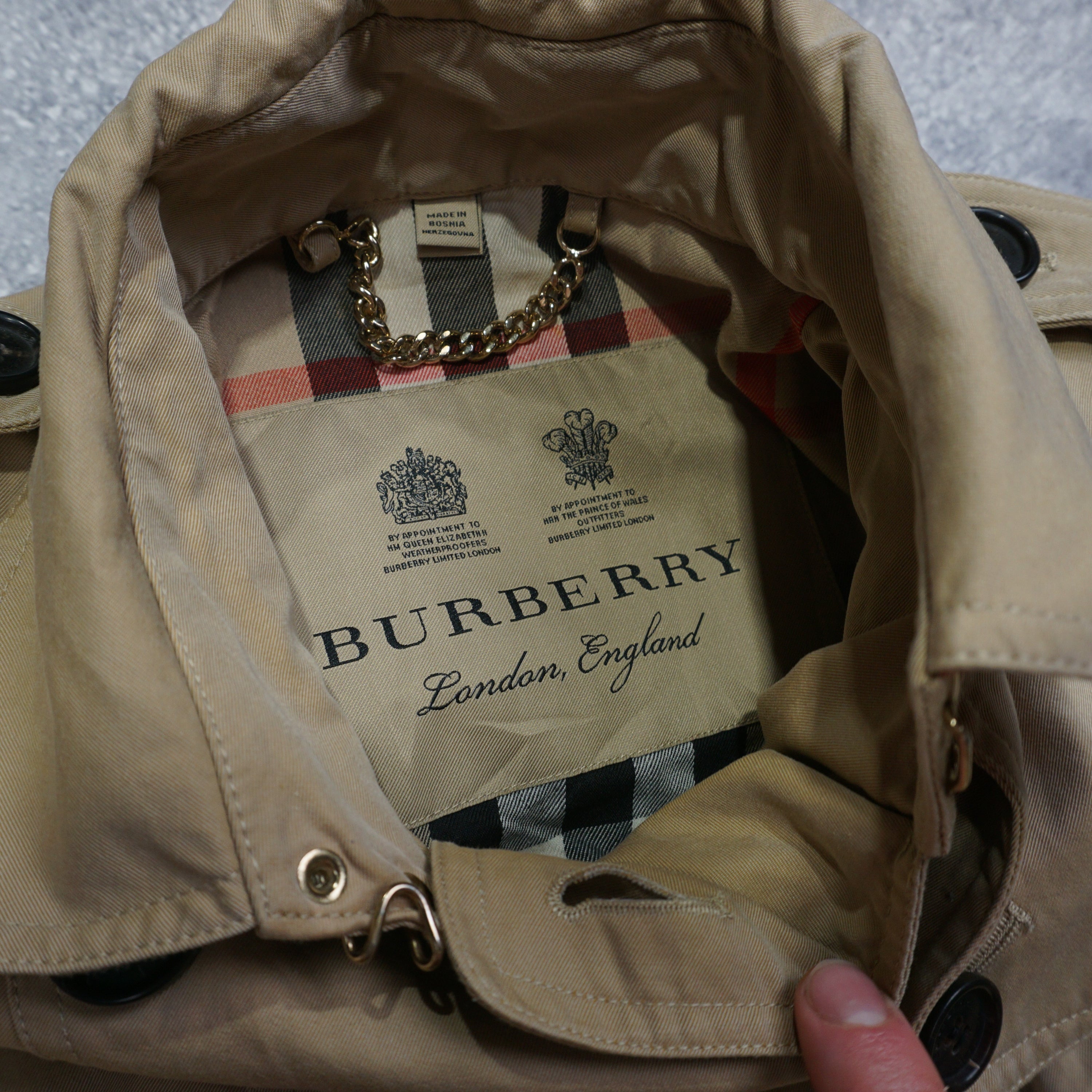 2000s Burberry Double Breasted Trench Coat