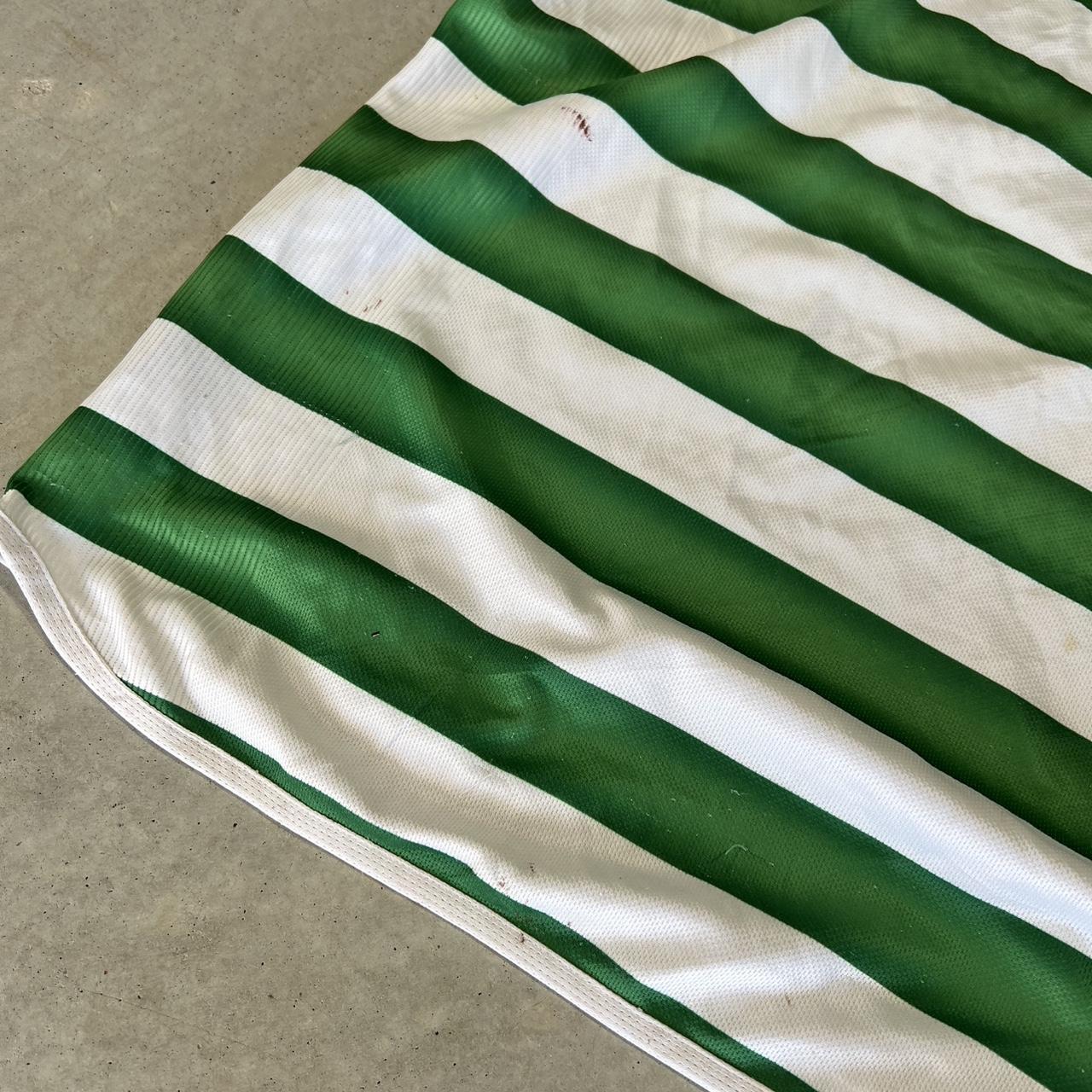 2000s Umbro Graphic Jersey